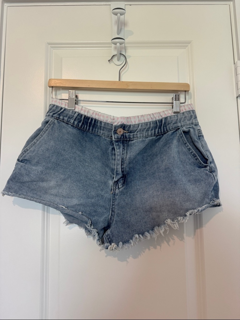 Women’s Light Blue Washed Denim Frayed Hem Shorts